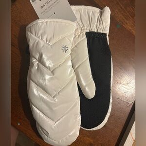 Athleta Quilted Puffer Mittens